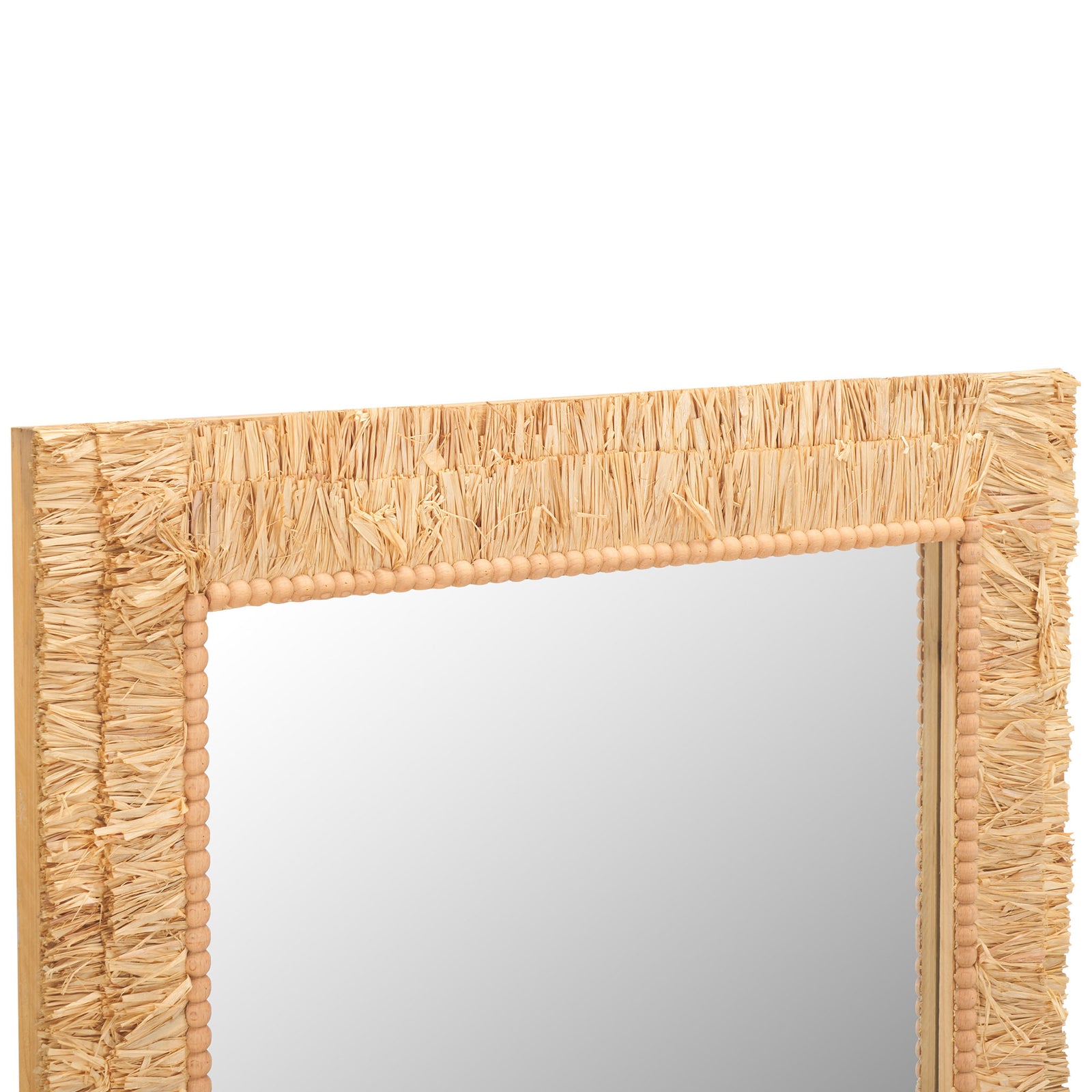 Natural-toned strands give the frame rich texture, accented by rounded beads beside the glass. || MRR9003A || detail_studio