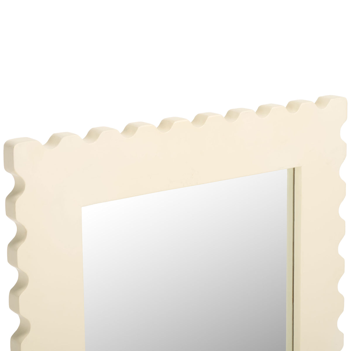 Soft cream wood with rippling scalloped edges adds texture around the mirror glass || MRR9005B || detail_studio