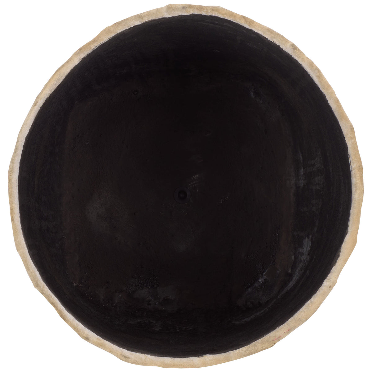 A light beige rim surrounds the large planter's deep interior and central drain. || PAT1409B || top_studio