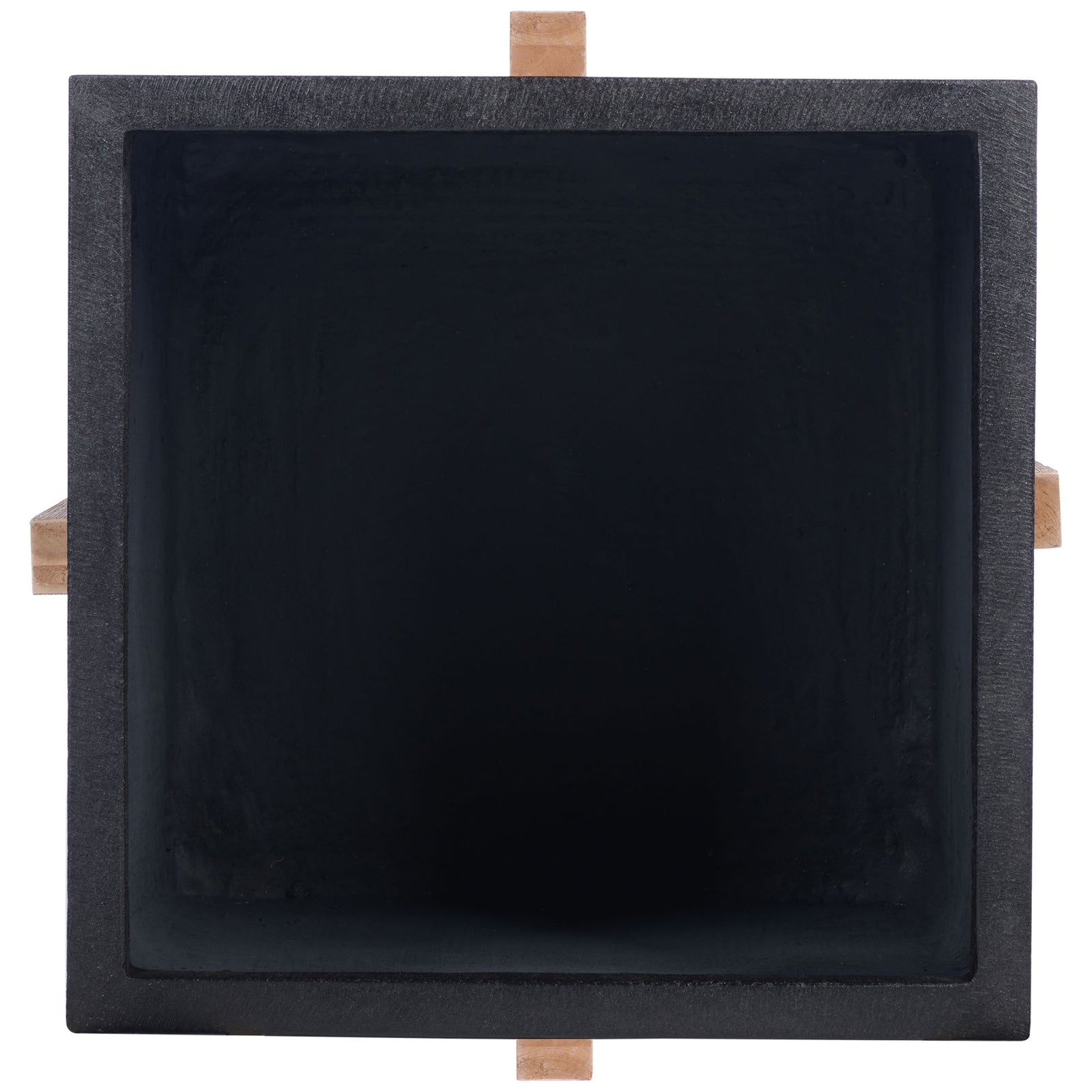 The large square basin has a broad black rim and a deep interior for abundant planting. || PAT1513A || top_studio