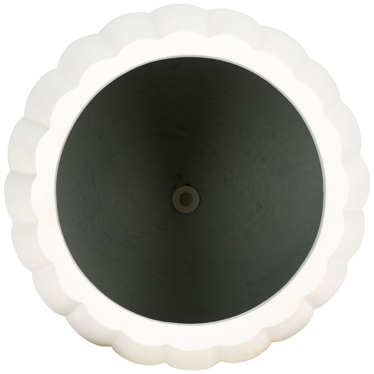 Scalloped white rim surrounds a wide planting cavity with a visible drainage hole || PAT1522C || top_studio