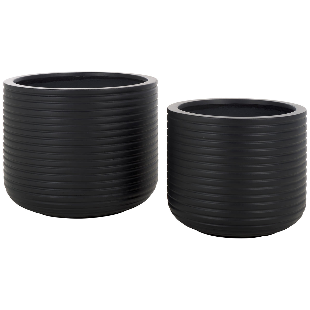 Two black planters of different sizes pair bold horizontal ribbing with gently curved bases || PAT1530A-SET2 || front_studio