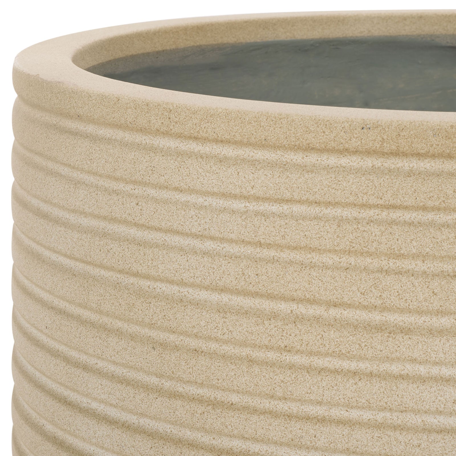 A thick beige rim frames the planter's deep opening above rows of textured horizontal ridges || PAT1530B-SET2 || detail_studio