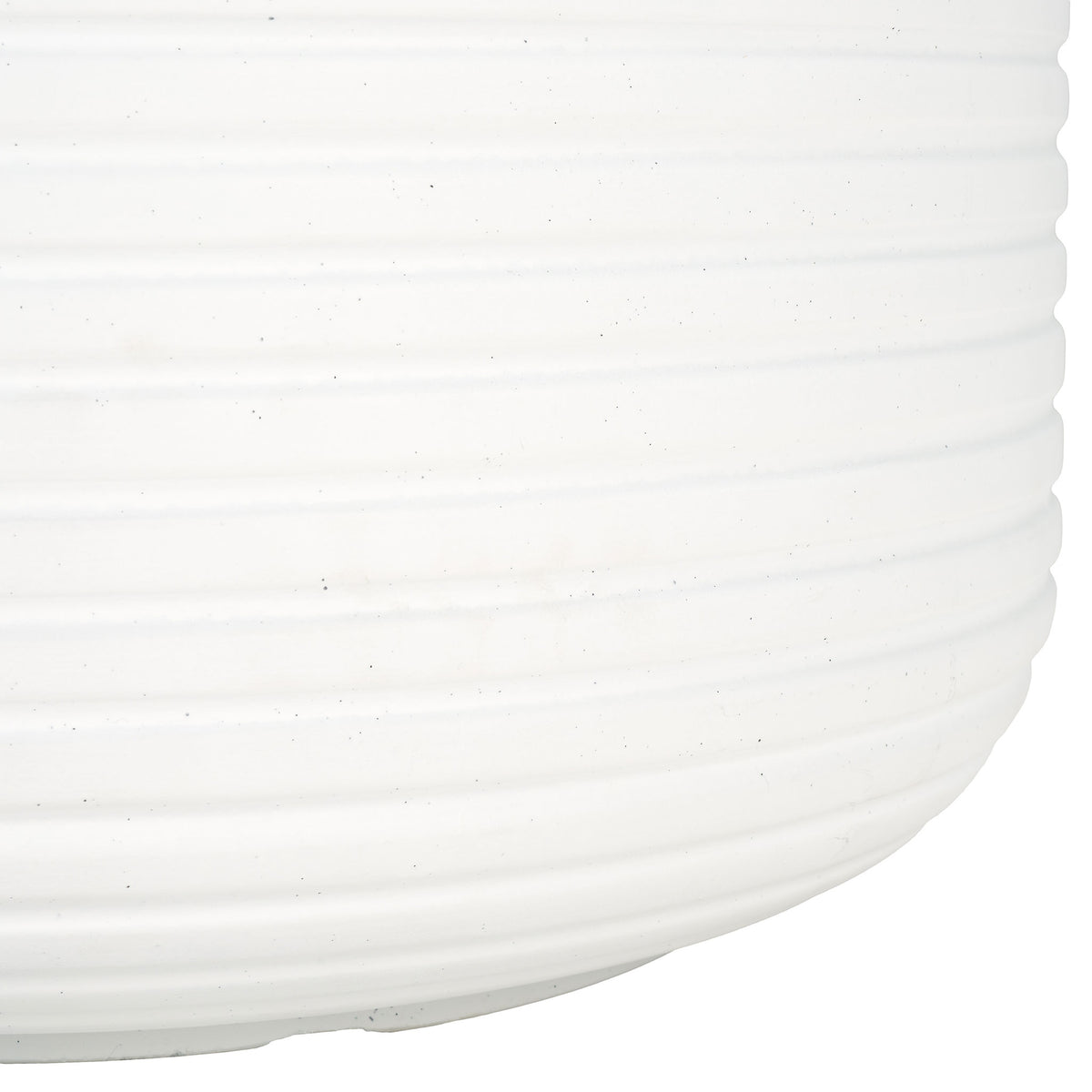 The white planter's gently curved base blends into its closely spaced horizontal ribs || PAT1530C-SET2 || leg_studio