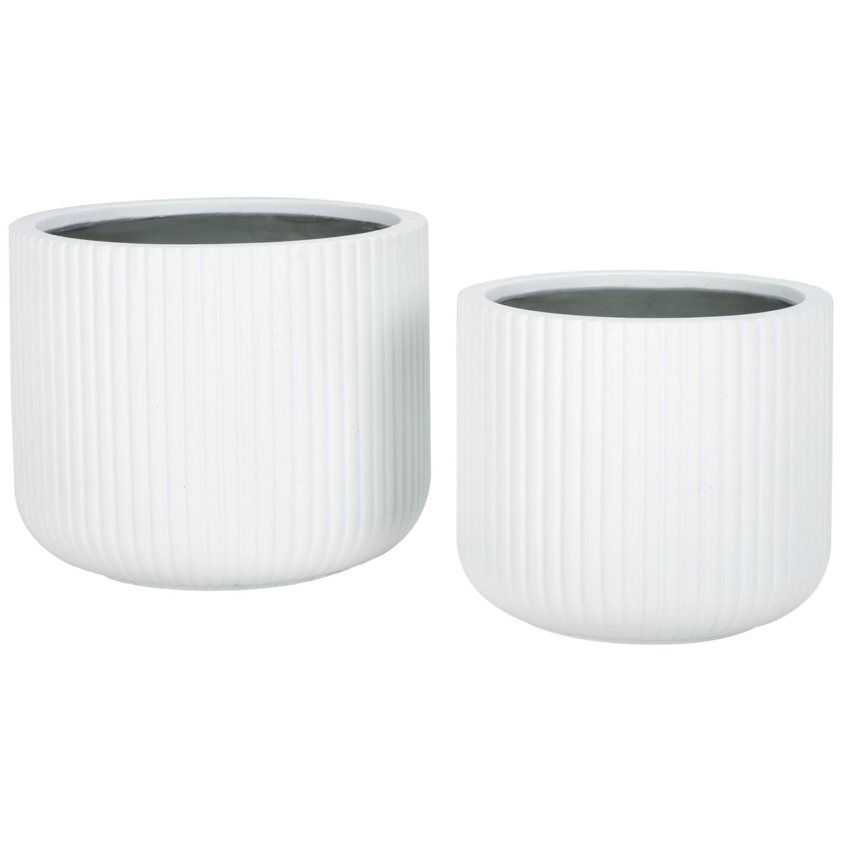 Two white planters combine crisp vertical ribs with softly rounded bases in complementary sizes. || PAT1532C-SET2 || front_studio