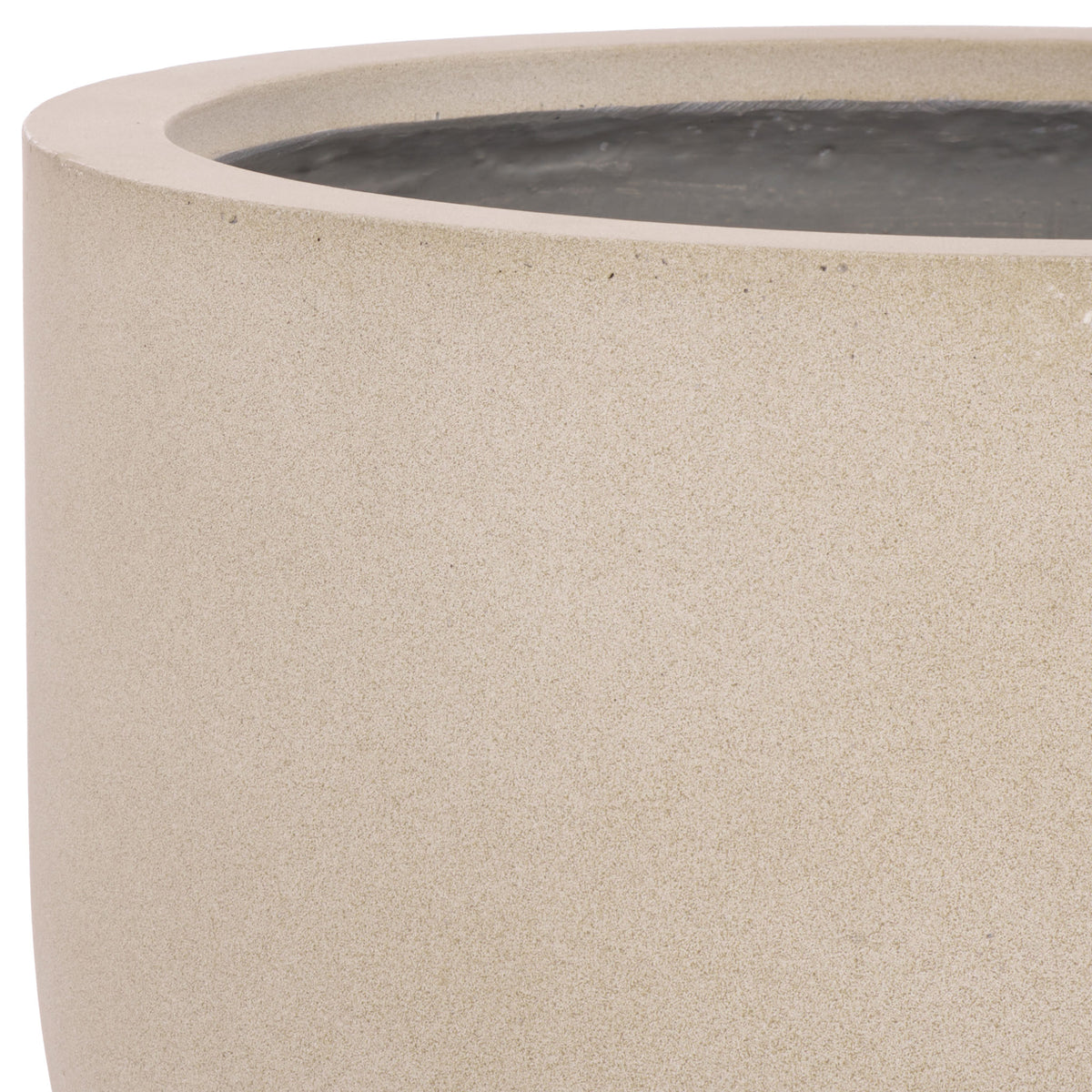 A thick beige rim frames the planter's basin and softly speckled outer wall. || PAT1546B || detail_studio