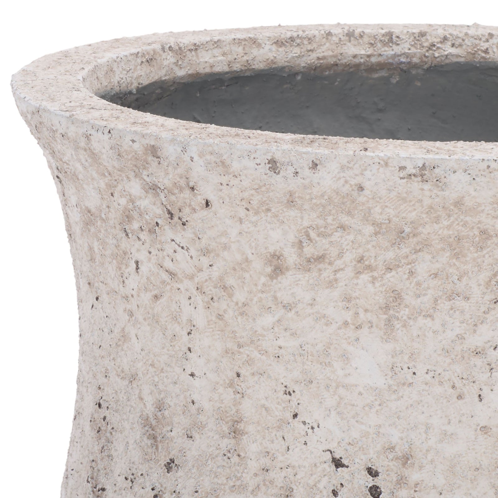 Thick, flared rim highlights the planter's distressed antique white finish || PAT1547B || detail_studio