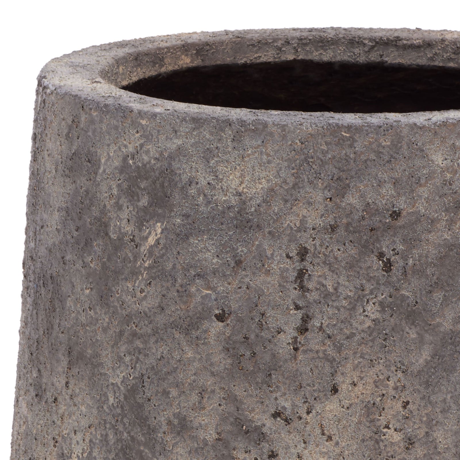 A thick, rounded rim frames the planter's dark opening above its weathered brown surface. || PAT1551A || detail_studio