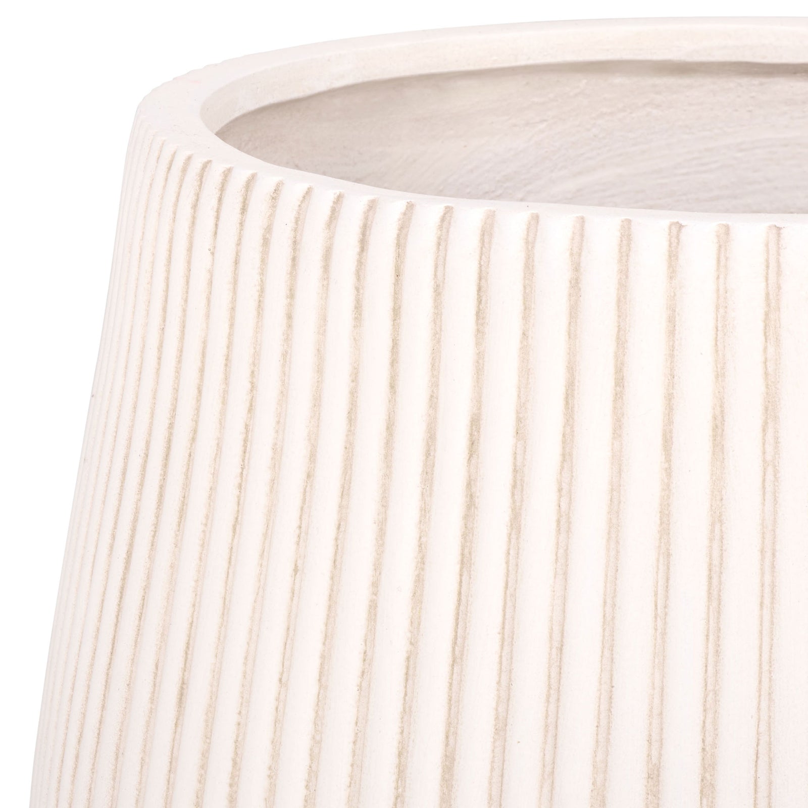 A softly rounded rim and fine vertical ribs give the beige planter a warm, sculptural finish || PAT4601B-SET3 || detail_studio