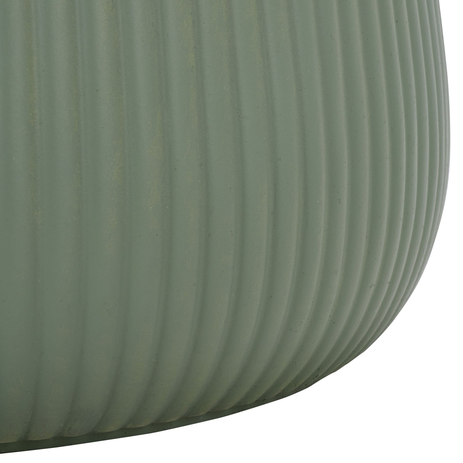 The green planter's rounded lower edge carries its ribbed texture down to the base || PAT4601C-SET3 || leg_studio