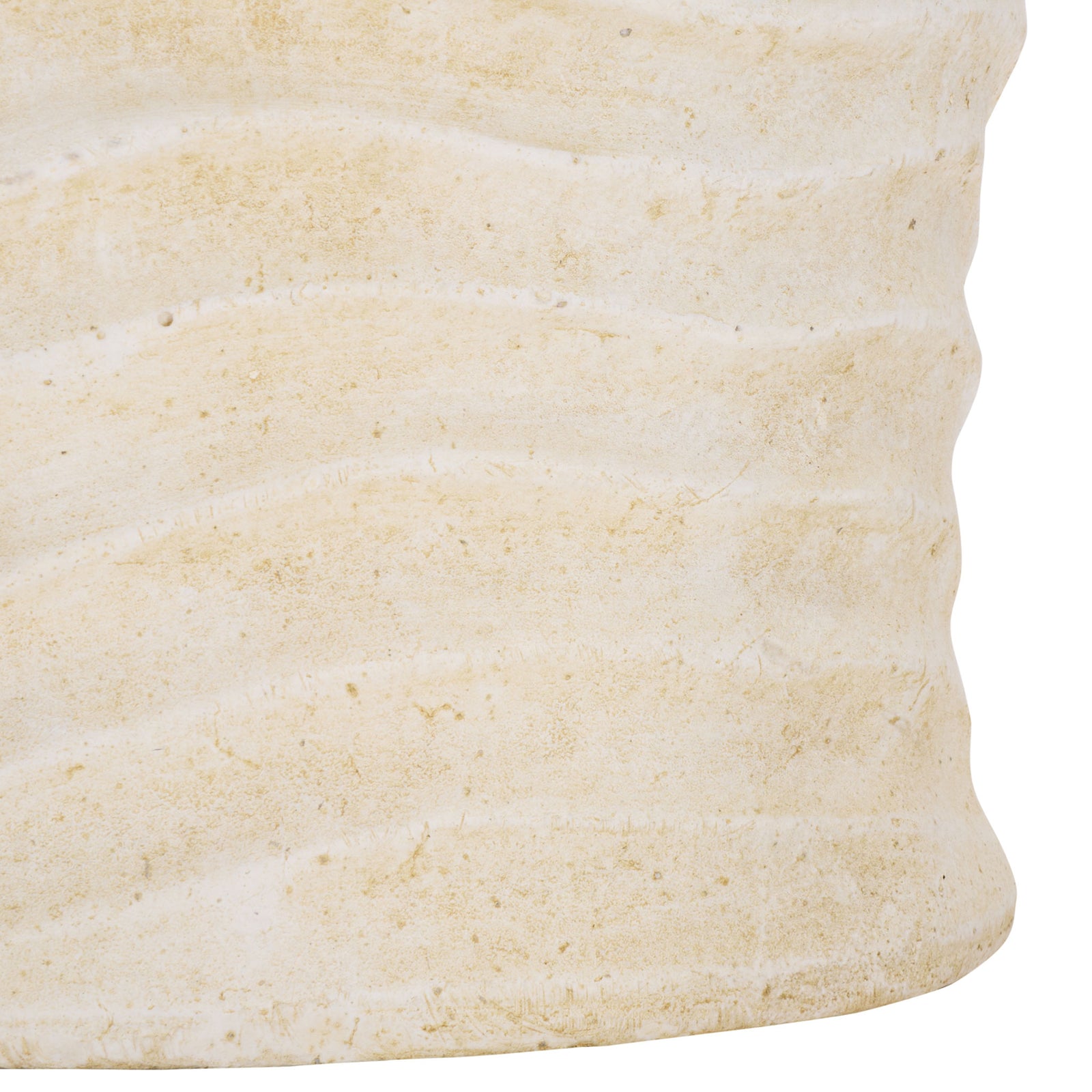 Warm speckling carries the off-white planter's wavy texture down to its base || PAT5043A || leg_studio
