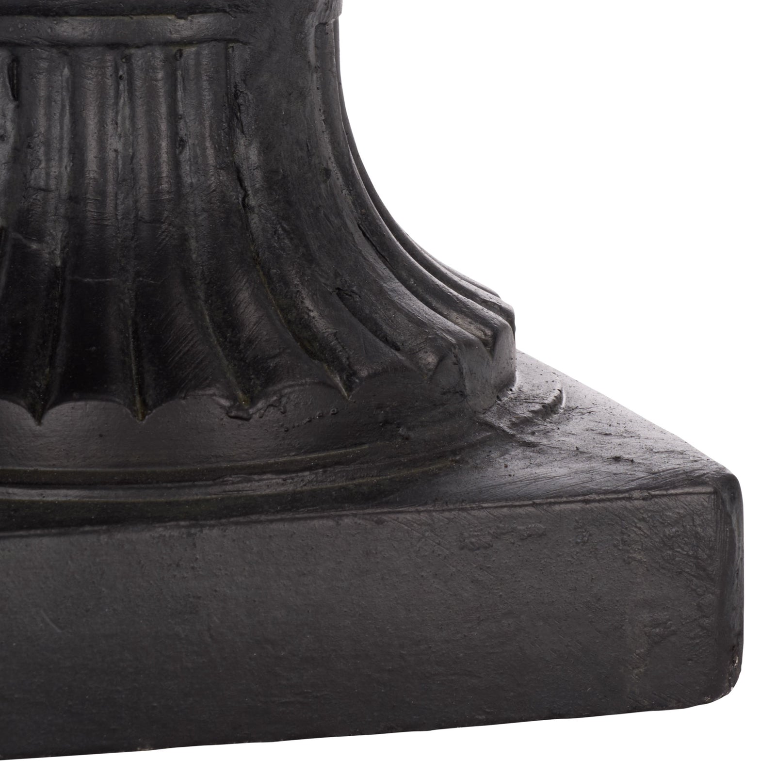 A ribbed black pedestal meets the planter's square base, adding classical character. || PAT5045E || leg_studio