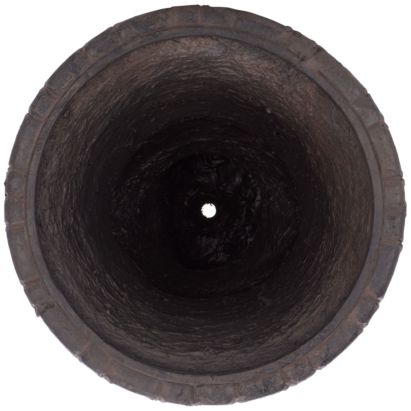 Broad brown rim surrounds a deep planting cavity with a small drainage hole || PAT5047B || top_studio