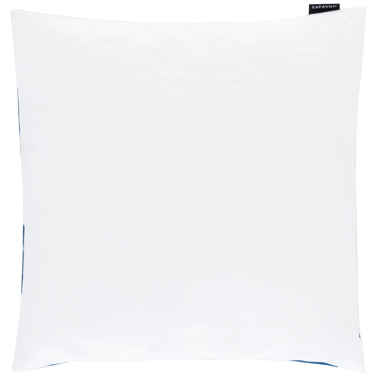 A crisp white reverse balances this square navy chevron accent pillow. || PPL262C-1818 || back_studio