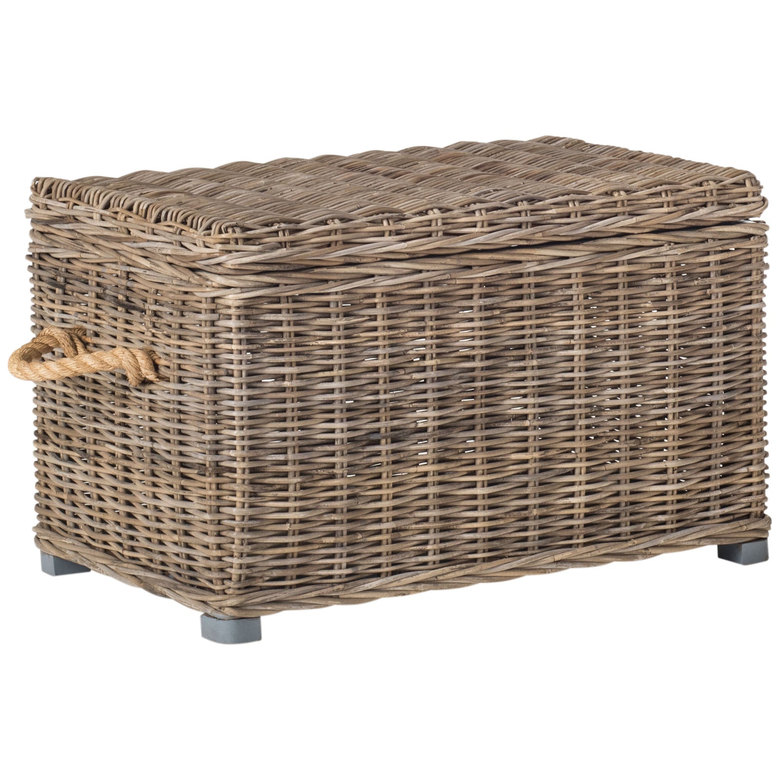 A broad woven lid tops the gray rattan trunk, with a thick rope side handle and low feet. || SEA7019A || front_angle_studio