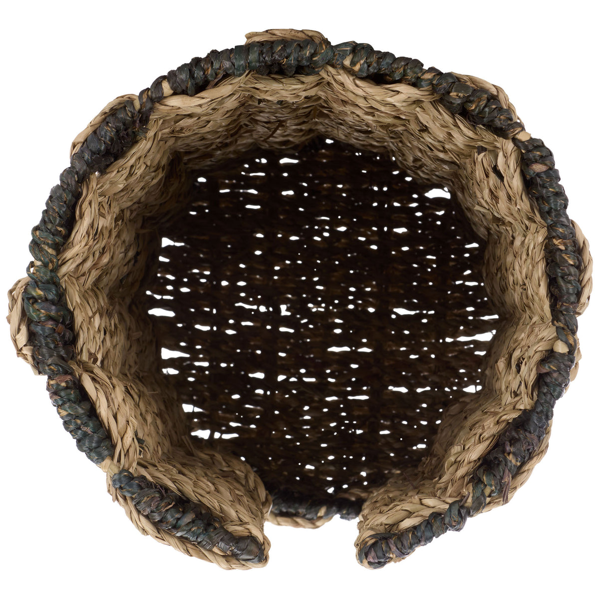 An open round rim reveals the basket's woven interior and split front edge. || STG1823A || top_studio