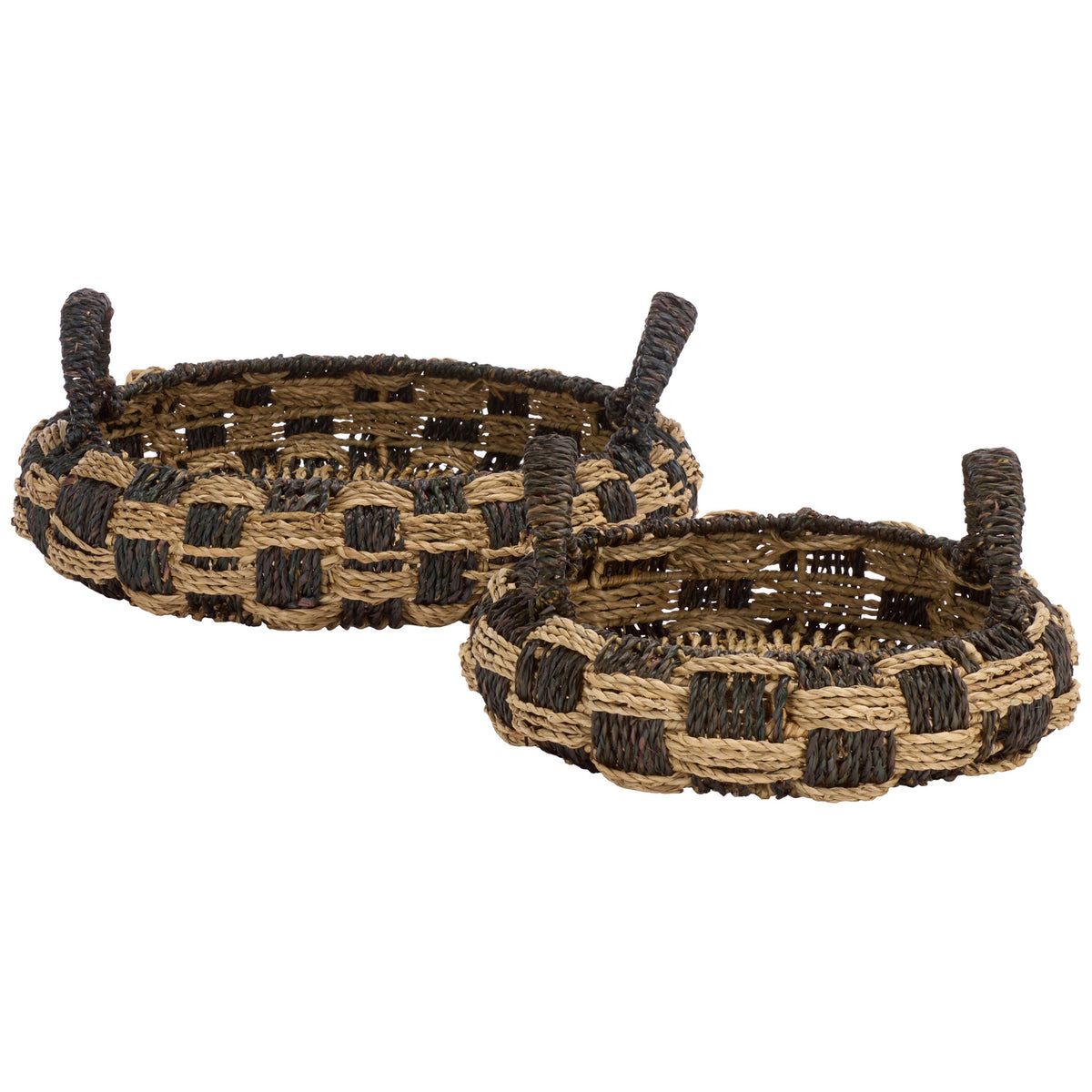 A pair of round baskets combines natural and dark seagrass weaving with loop handles || STG1825A-SET2 || front_studio