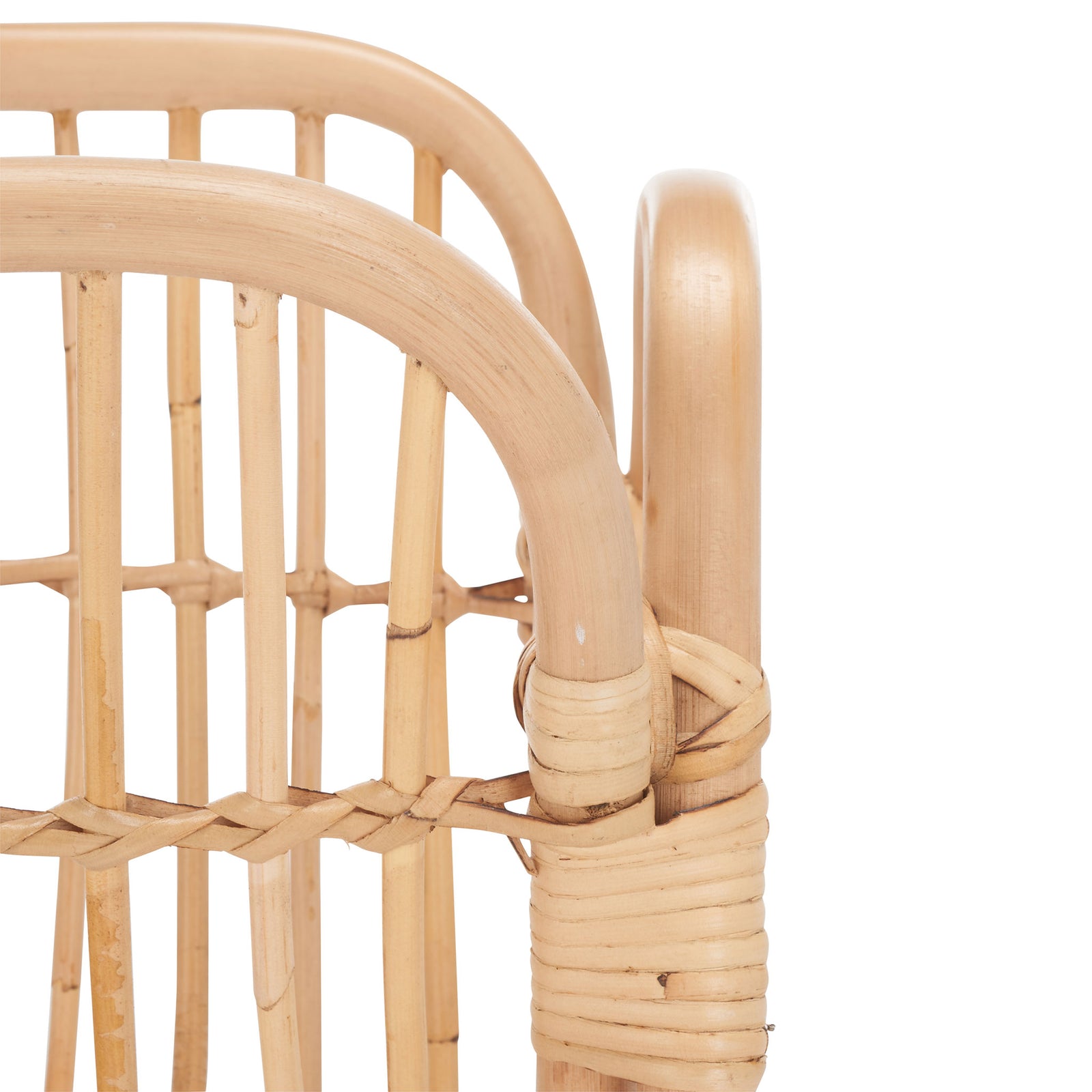 Wrapped bindings secure the smooth, curved rattan frame with a naturally textured finish. || STG6505A || detail_studio