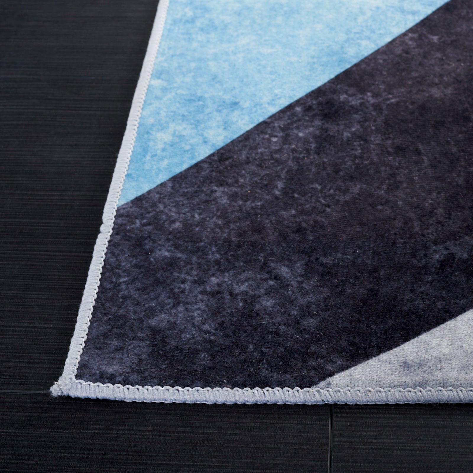 Tight stitching and crisp color blocks at the corner create a clean, modern finish || TAC837G-5 || corner_room
