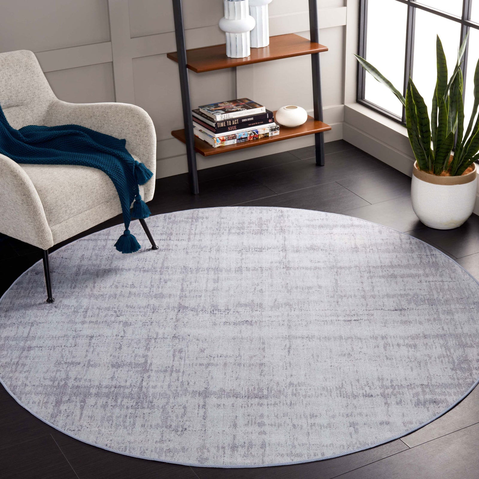 Soft polyester round rug in light gray with an easy-care washable design and slip-resistant stability || TAC857F-6R || top_room