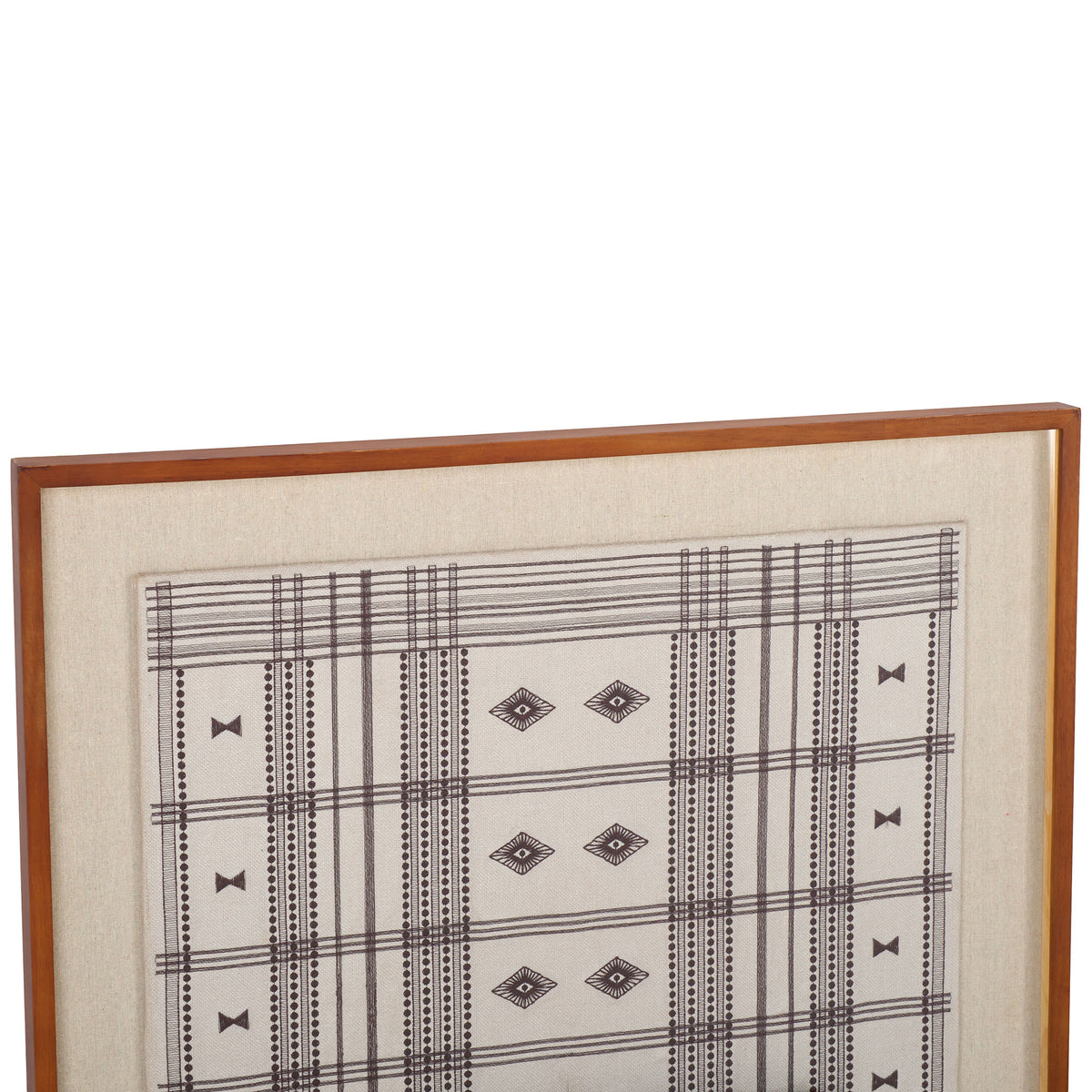 Layered brown stripes, dotted lines and small diamond motifs enrich the cream textile design || WLA1904A || detail_studio