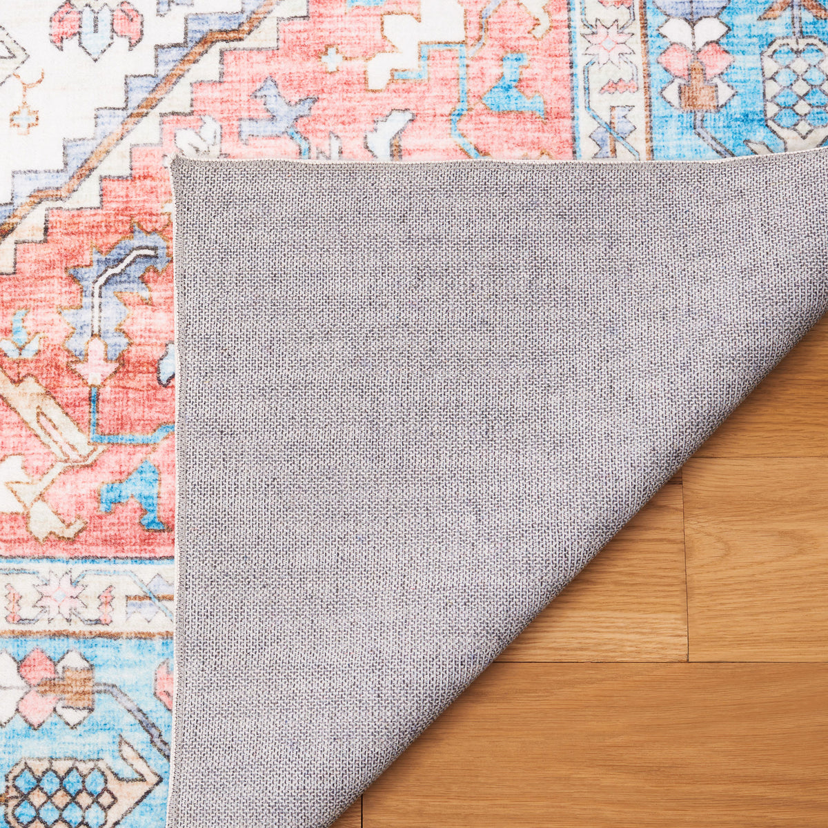 Soft polyester rug with slip-resistant backing and a refined bound edge || WPR322K-5 || backing_room