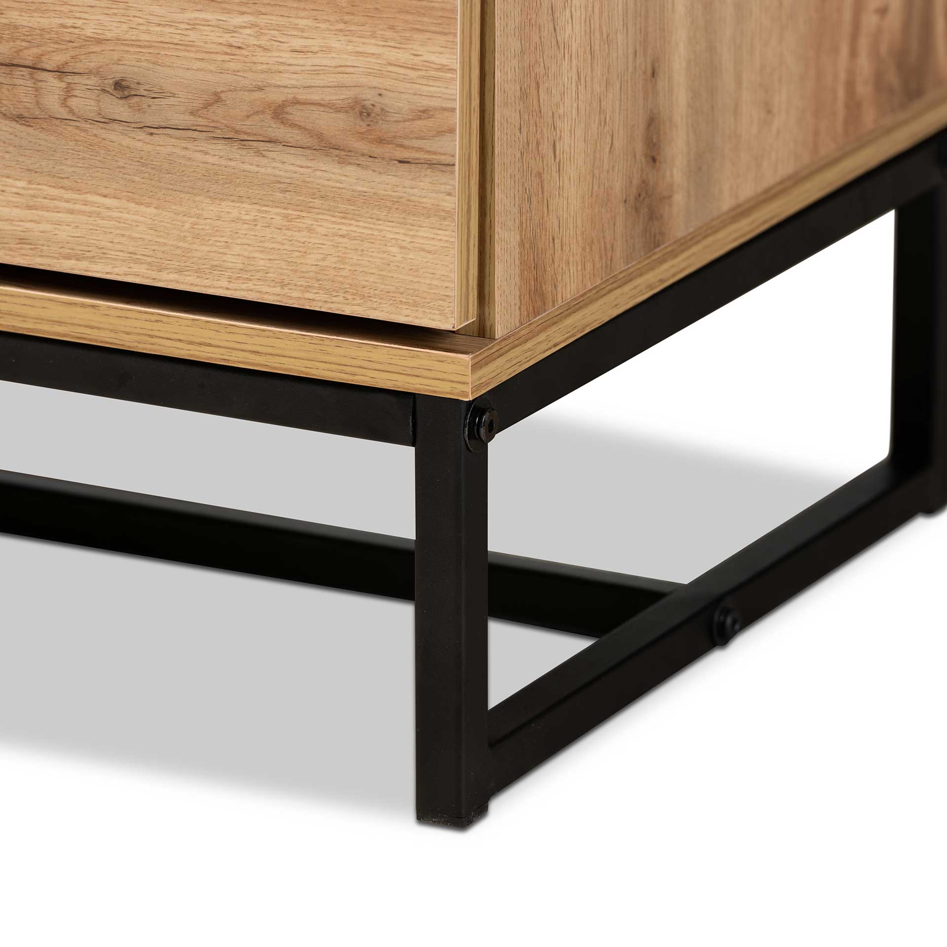 Realyn 4-Drawer Dresser Oak/Black