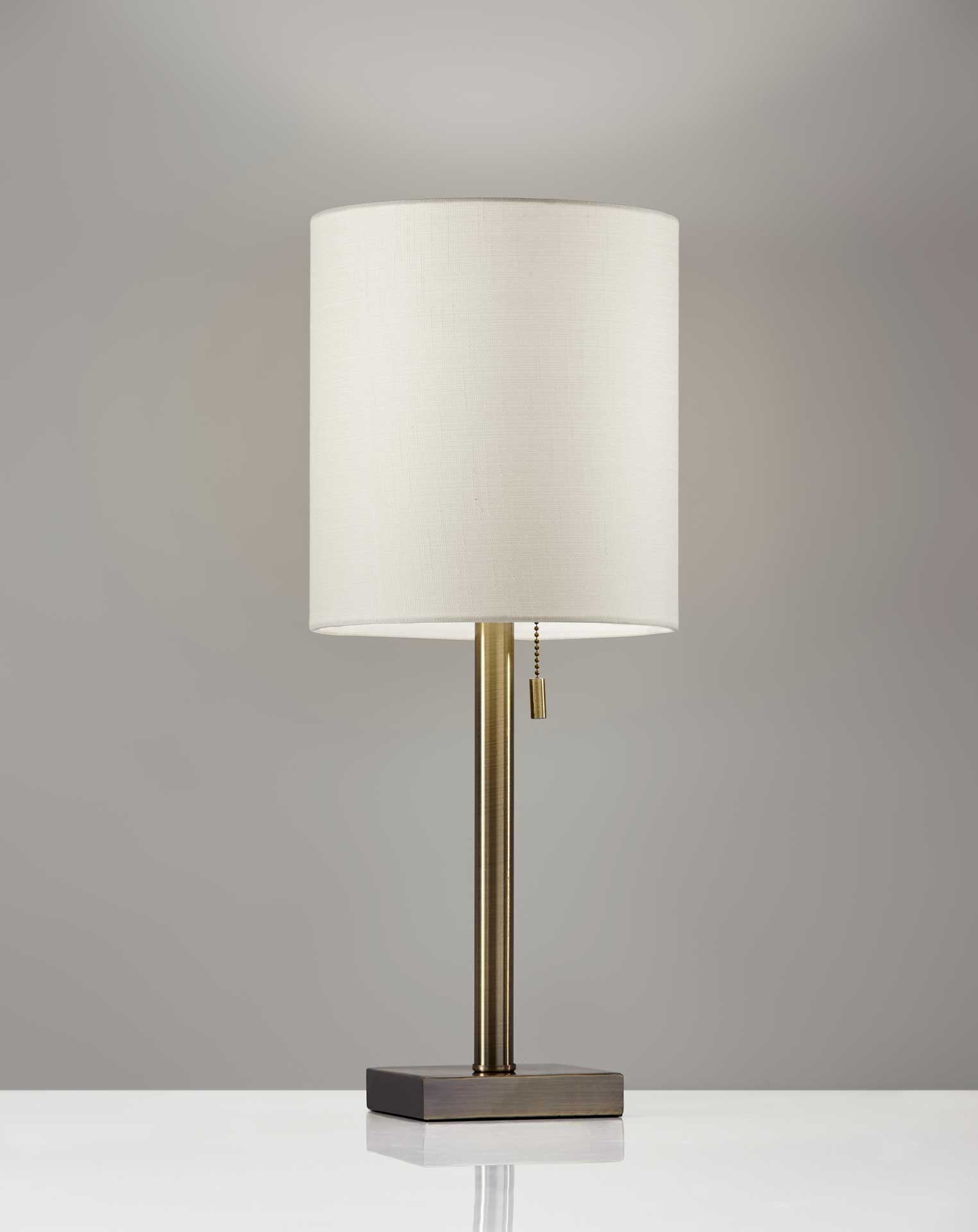 Lille Table Lamp Brass