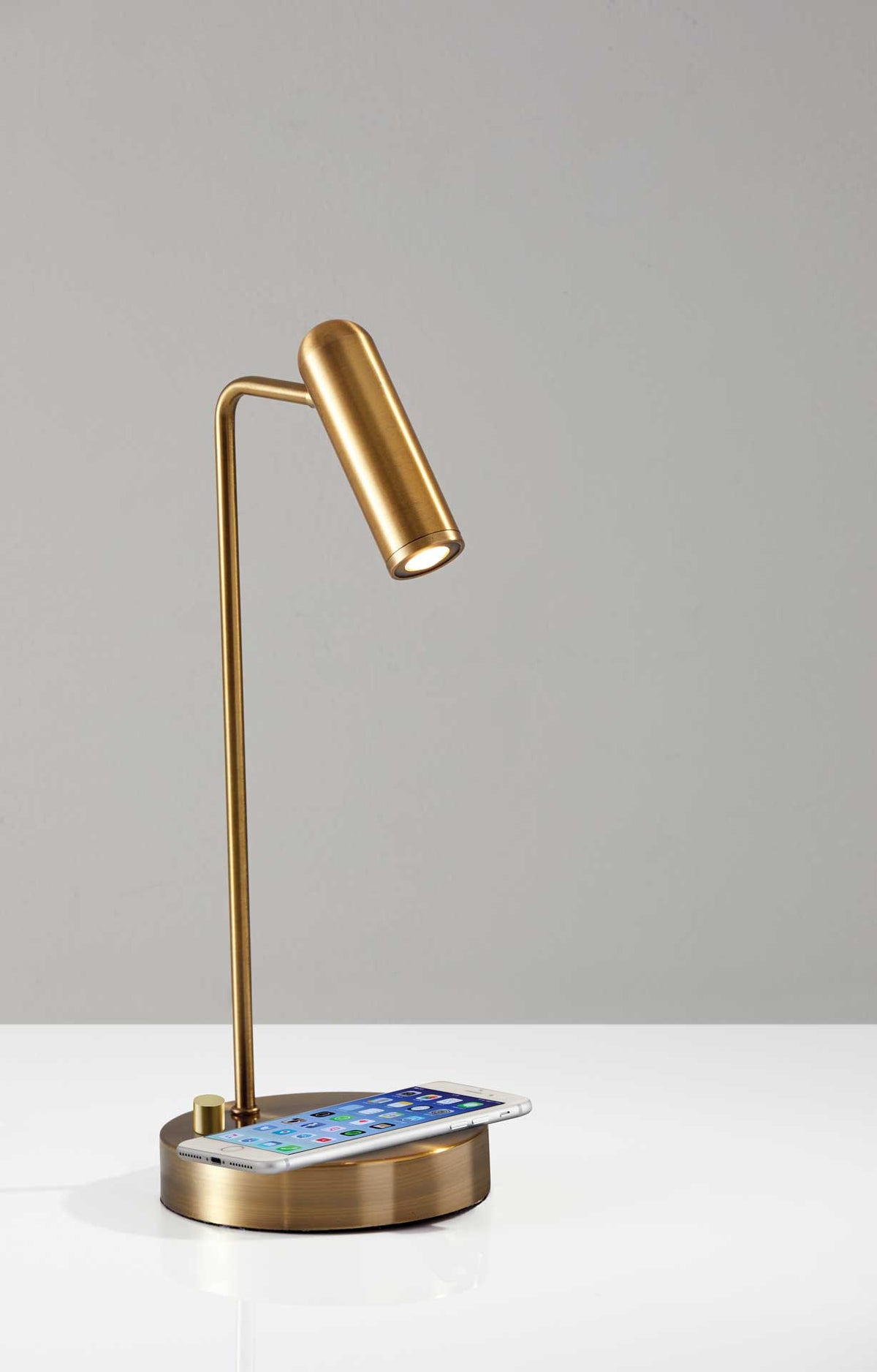 Kane Wireless Charge Desk Lamp Brass