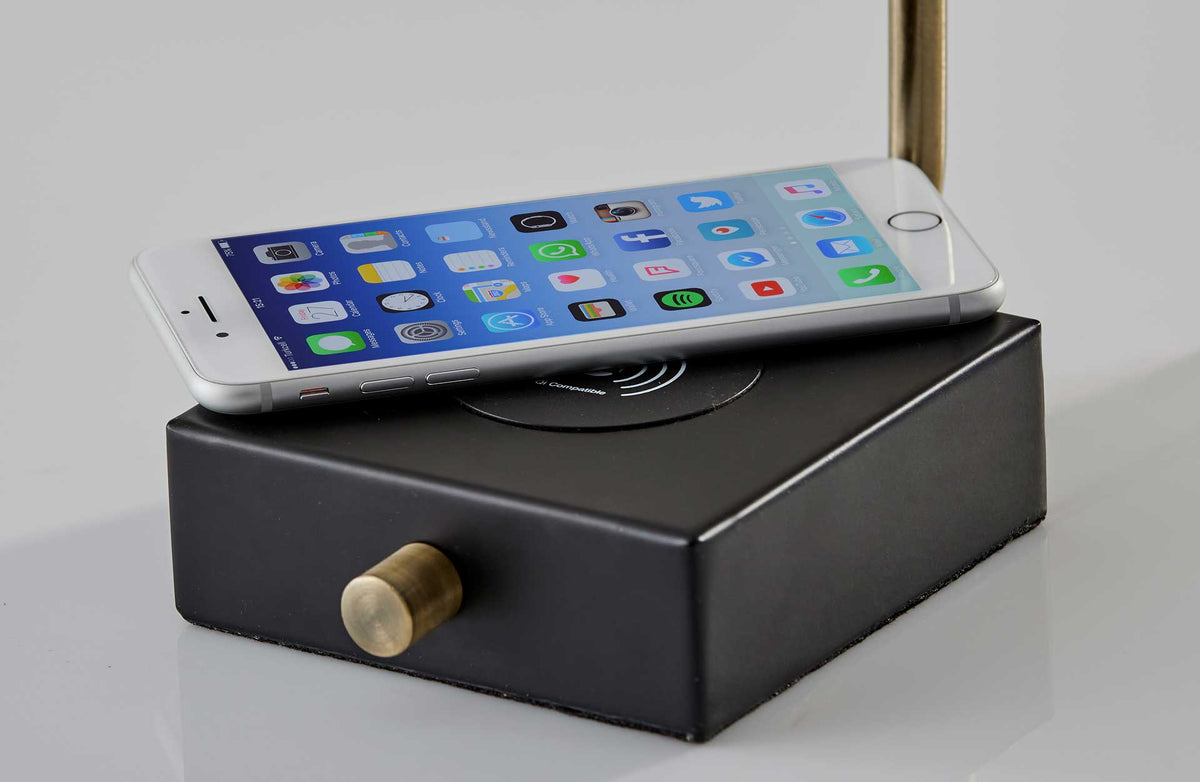 Wiltshire Wireless Charge Desk Lamp Black/Brass