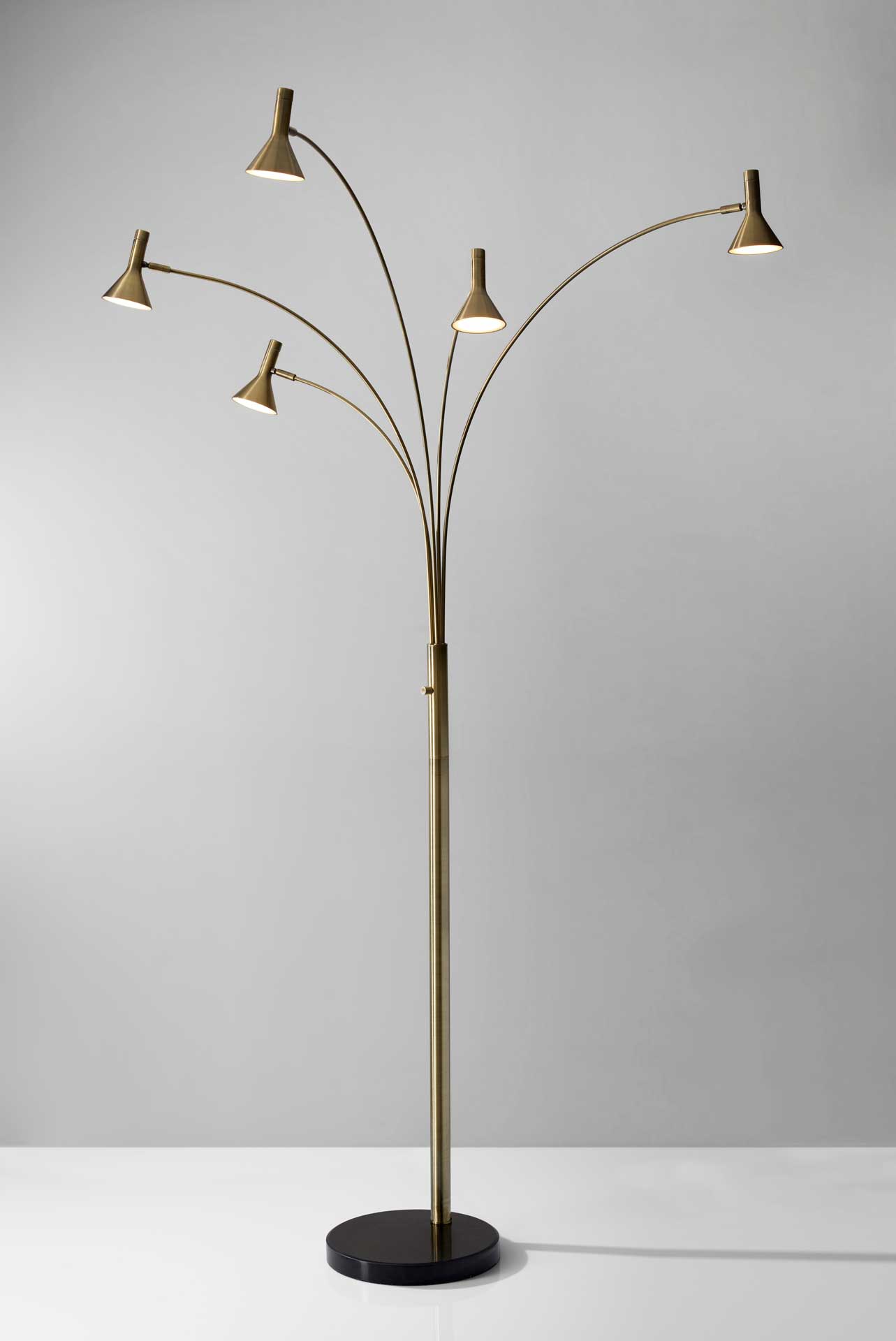 Massy LED Arc Lamp Brass