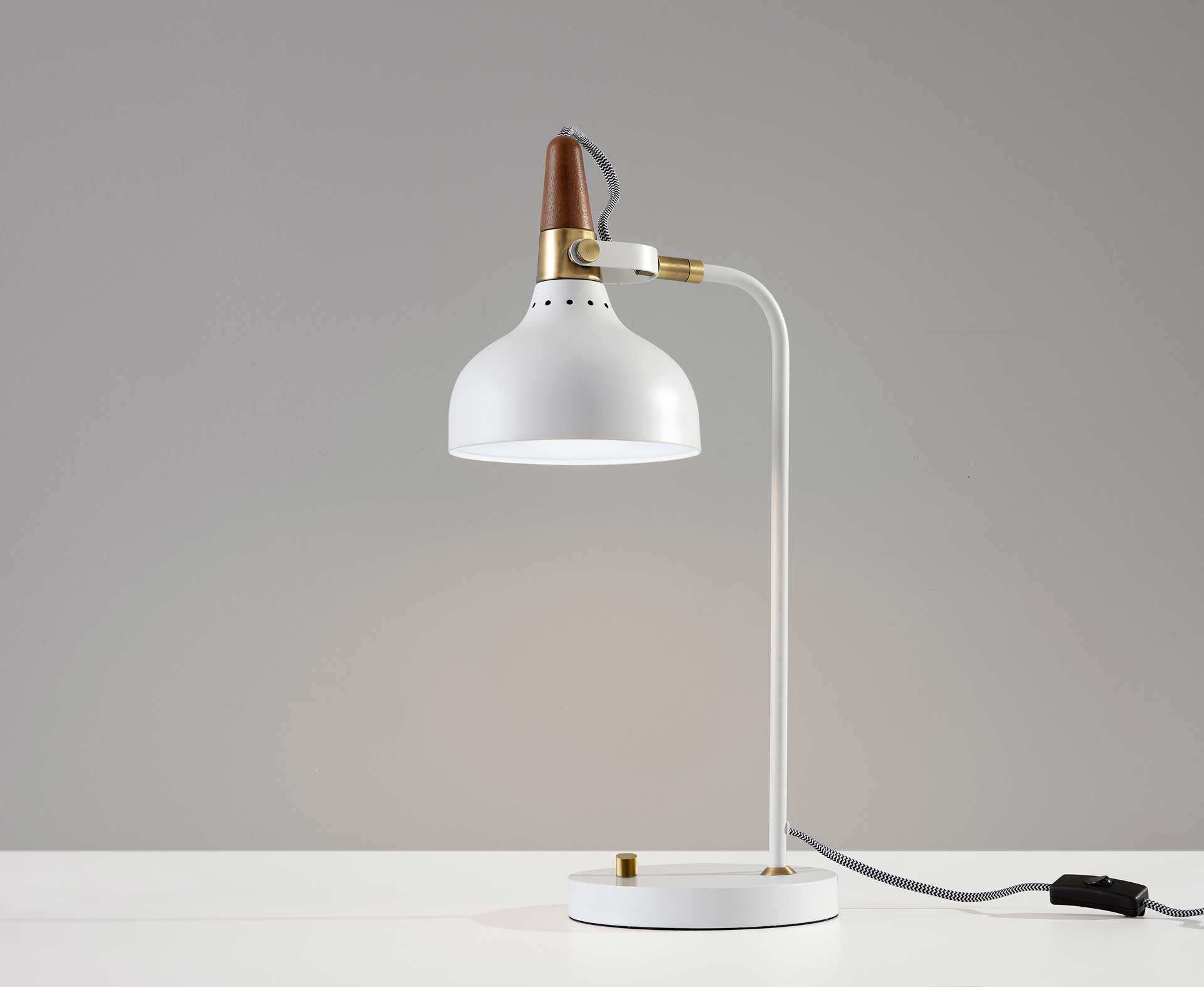 Brest Desk Lamp White