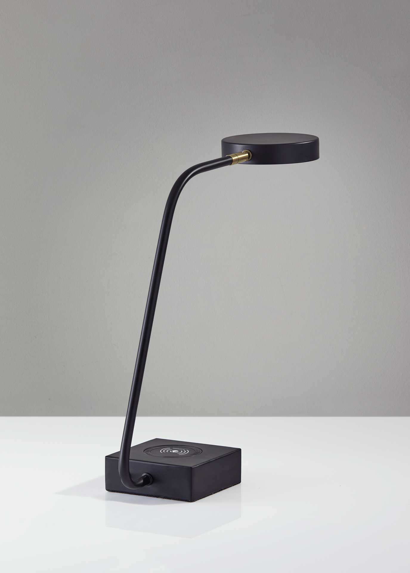 Colomiers Wireless Charge Desk Lamp Black/Brass