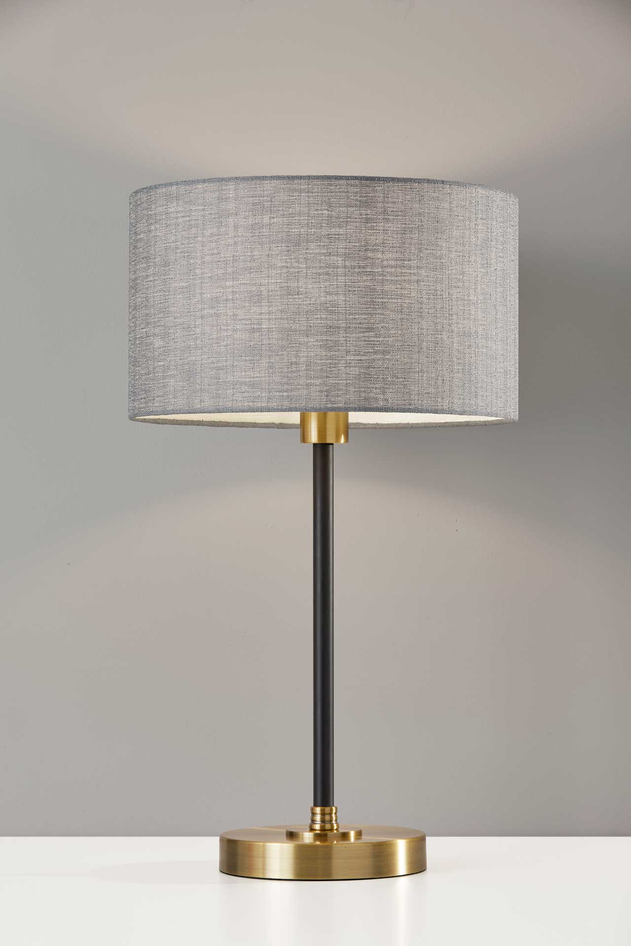 Begles Table Lamp Black/Antique Brass