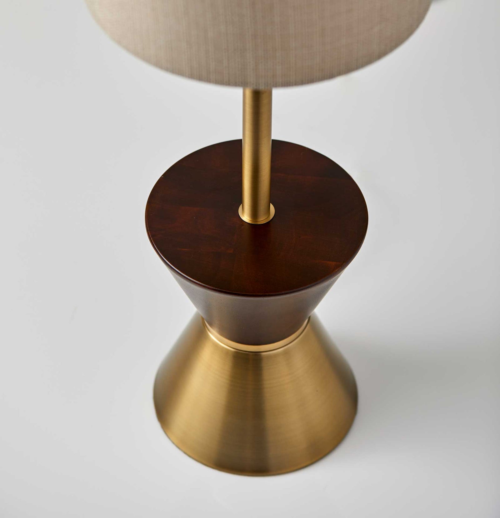 Cannet Table Lamp Brass/Walnut