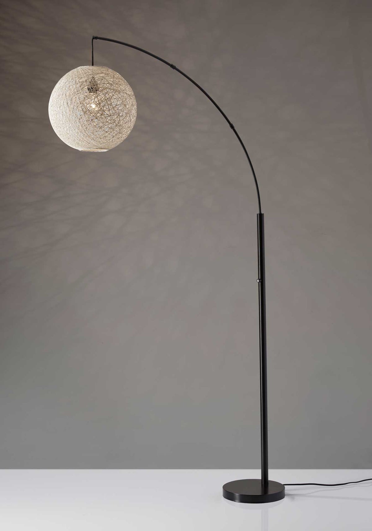 Harstad Arc Lamp Bronze