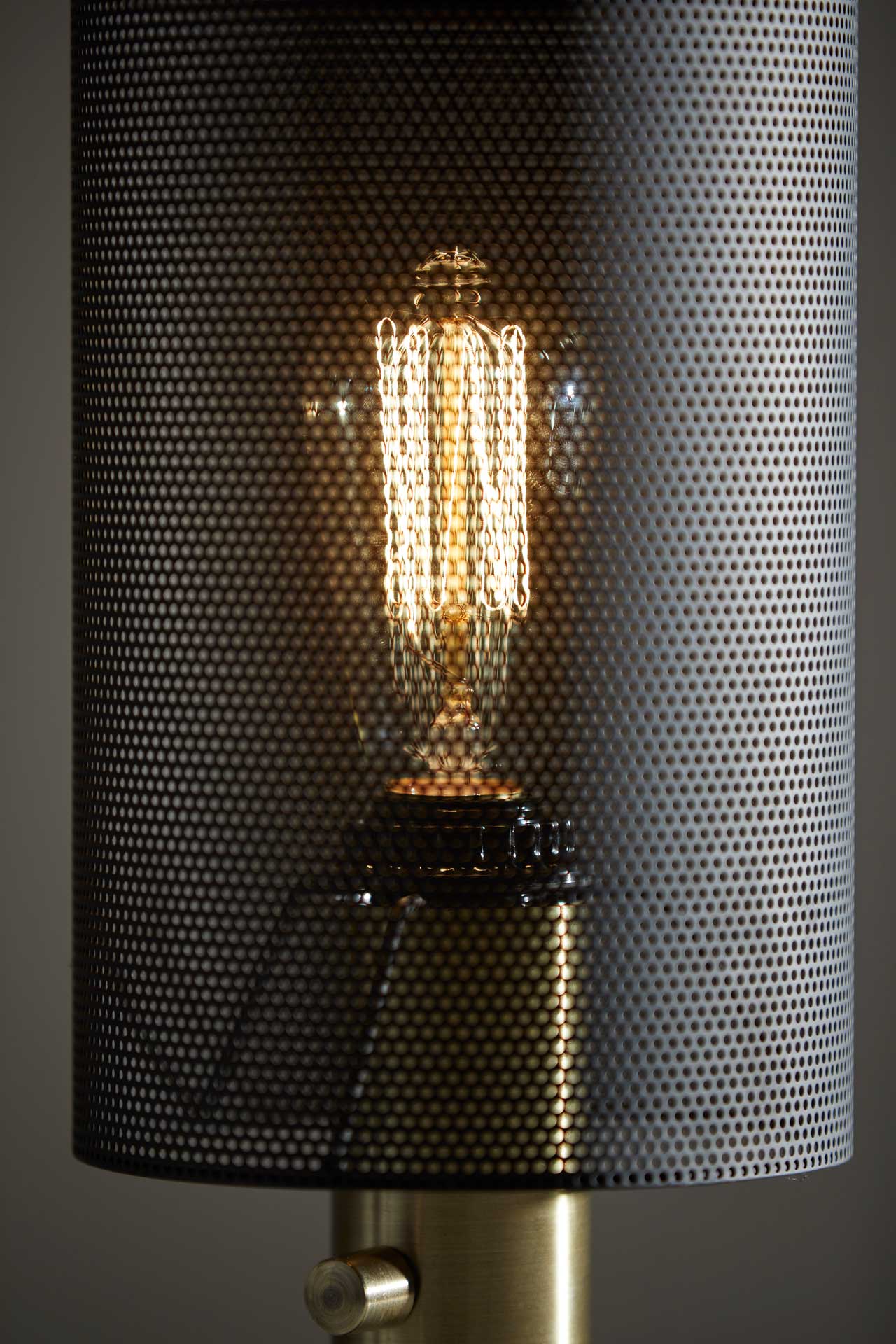 Niort Table Lamp Black/Antique Brass