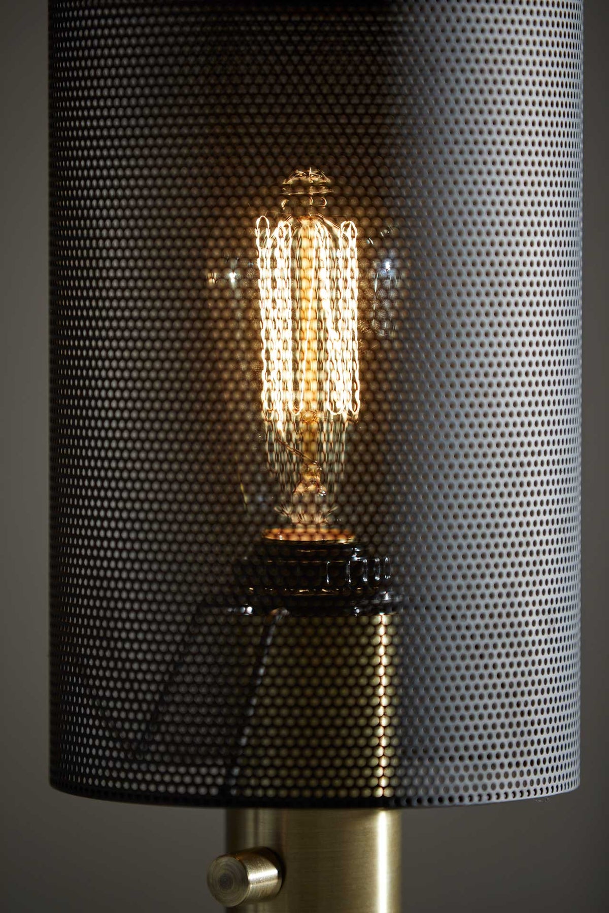 Niort Tall Table Lamp Black/Antique Brass