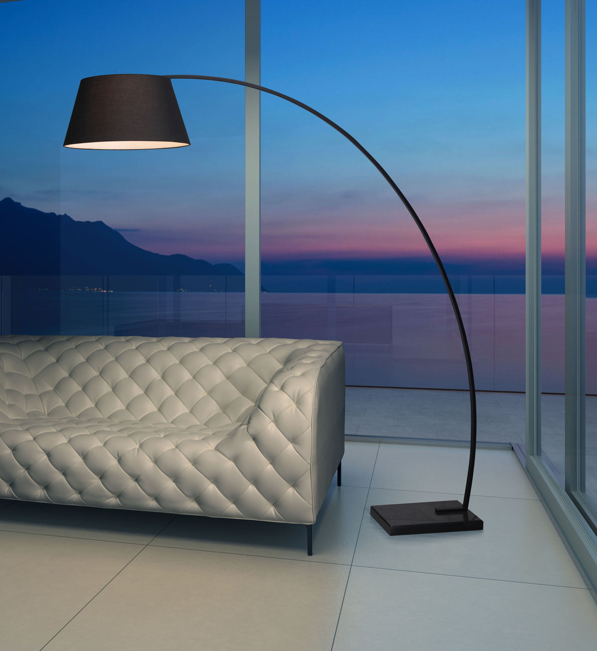 Vale Floor Lamp Black