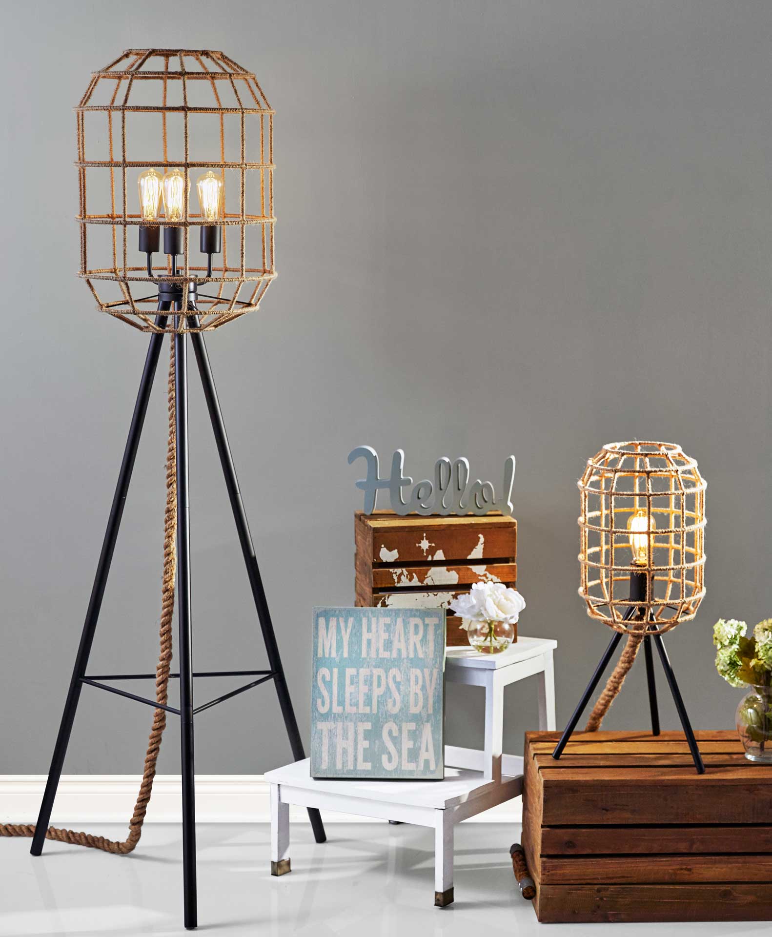 Molde Table Lamp Black/Natural