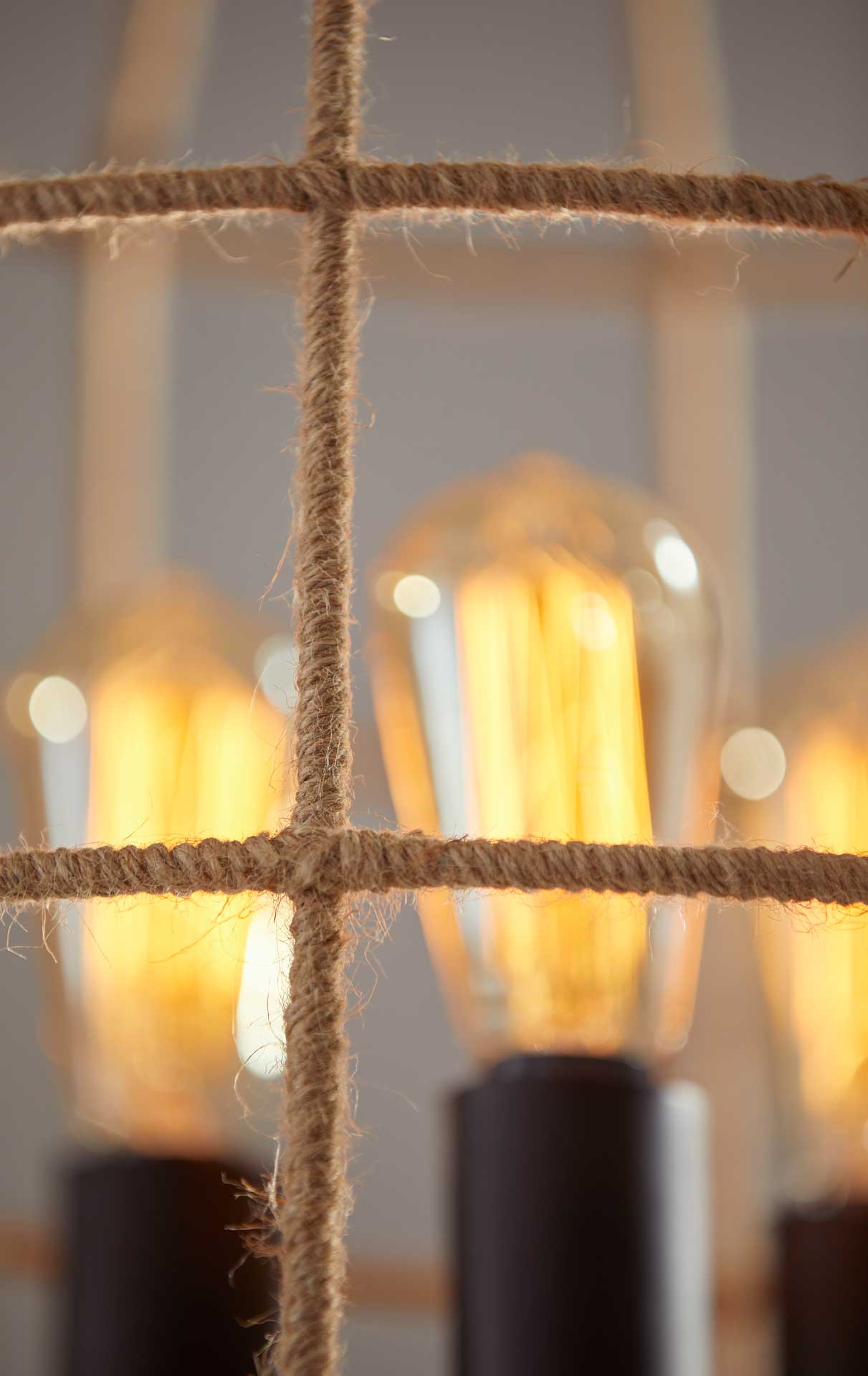 Molde Floor Lamp Black/Natural