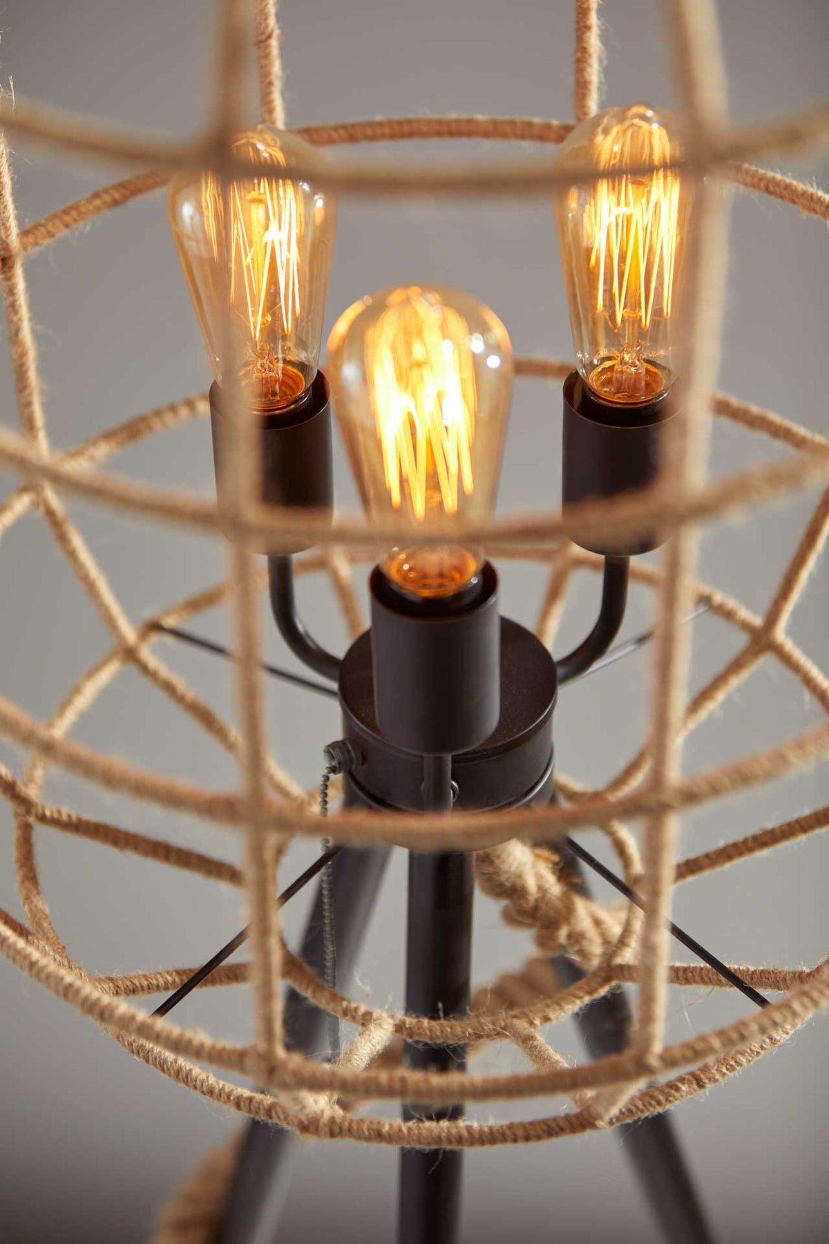 Molde Floor Lamp Black/Natural