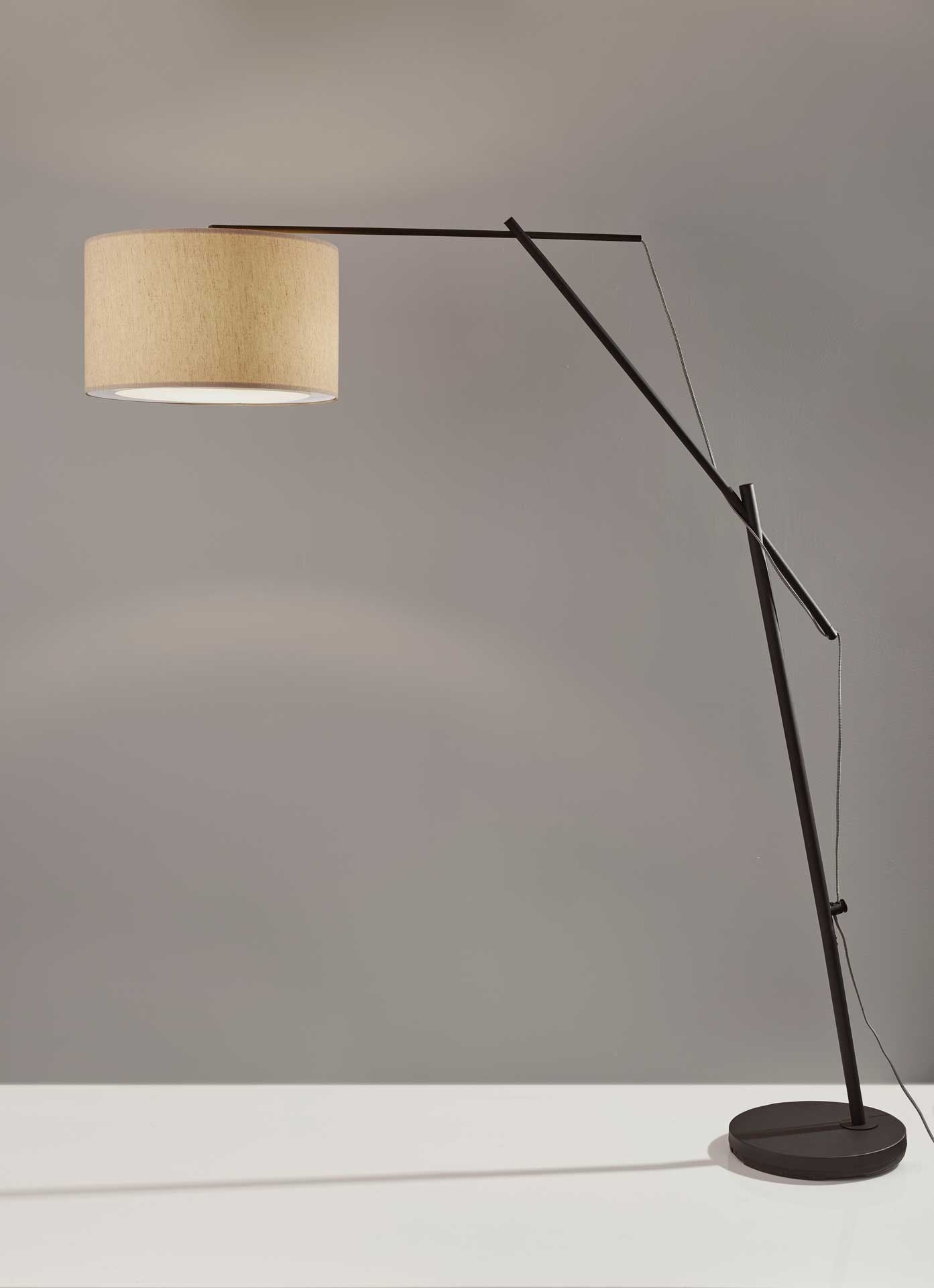Bron Arc Lamp Black
