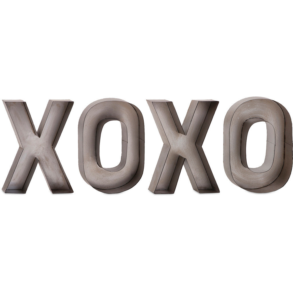 XO Metal Wall Decor