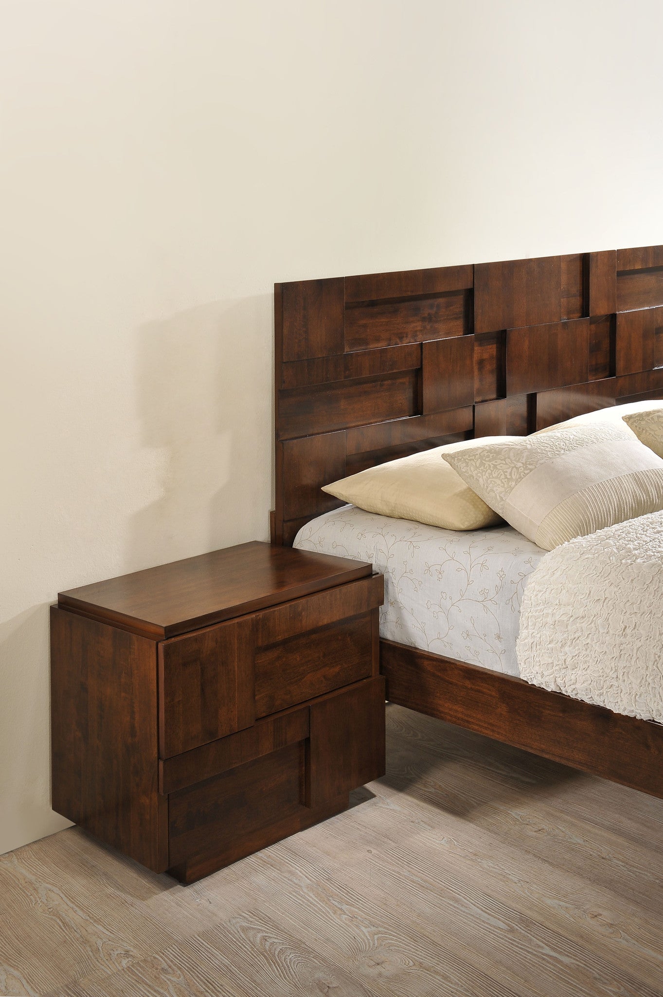 San Marino Night Stand Walnut