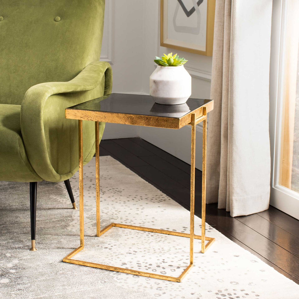 Amenity Greek Key Side Table Black/Gold