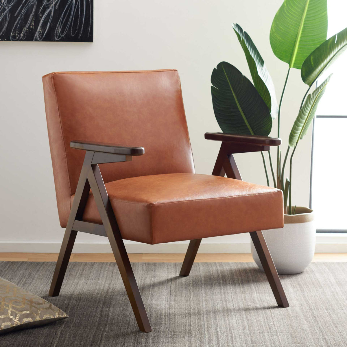 Emery Arm Chair Cognac