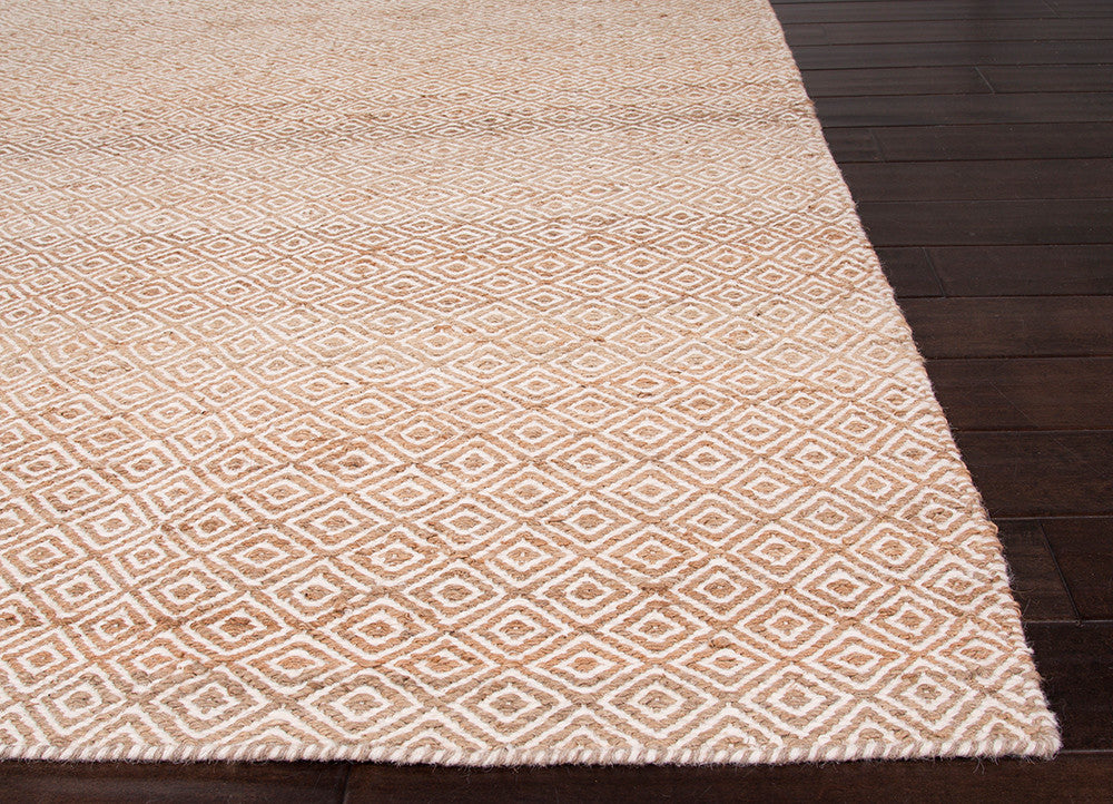 Naturals Wales White/Tan Area Rug