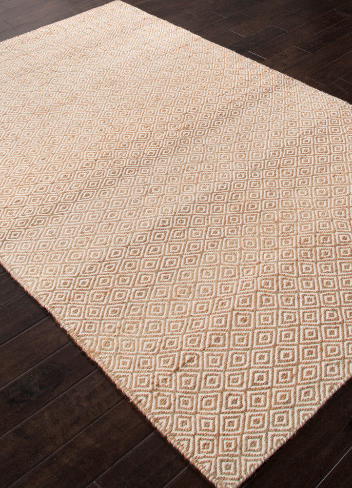 Naturals Wales White/Tan Area Rug