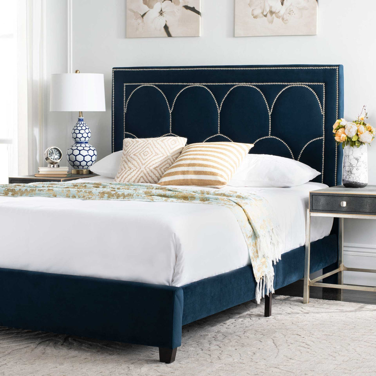 Sonali Velvet Bed Navy